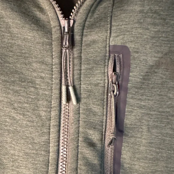 The North Face Men's Olive Green Lightweight Jacket - Picture 4 of 7